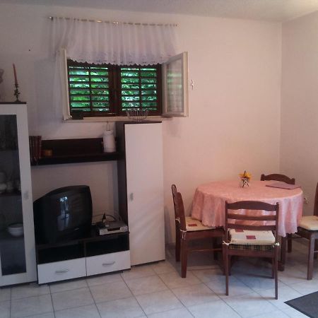Ferienwohnung Zora Seget Vranjica Exterior foto